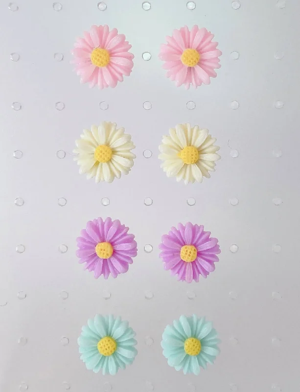 fashion-forward earrings for women -fashion-forward earrings for women -Instant Shipping! Mini Daisy Stud Earrings (4 Colors)