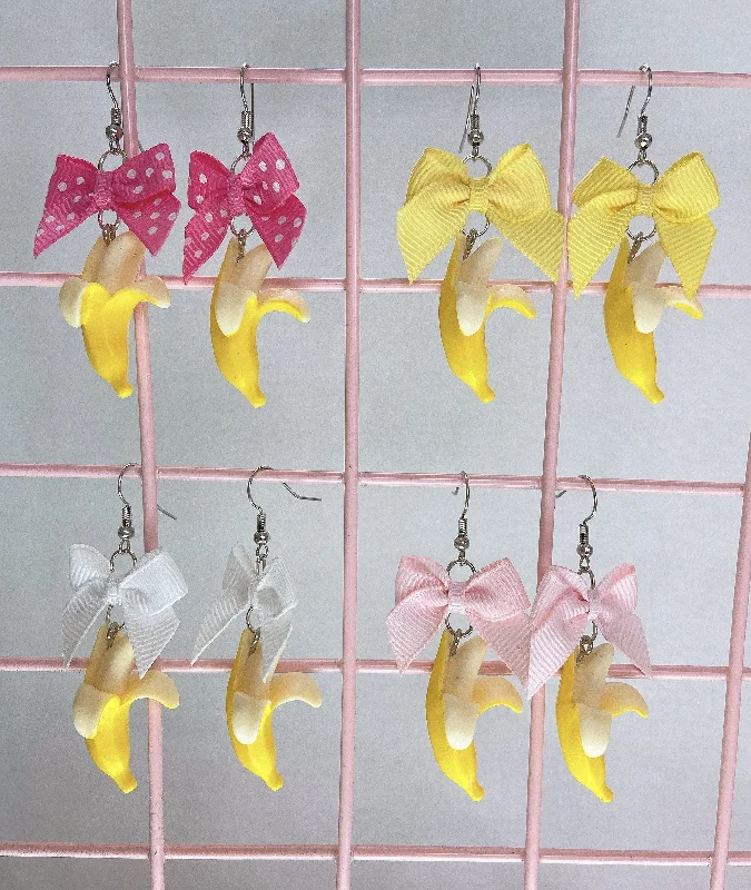 luxury drop earrings -luxury drop earrings -Banana Earrings (4 Colors)