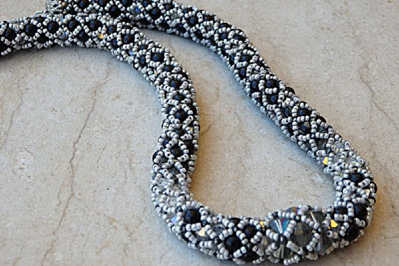 bridal necklaces for women -bridal necklaces for women -Black and gray necklace